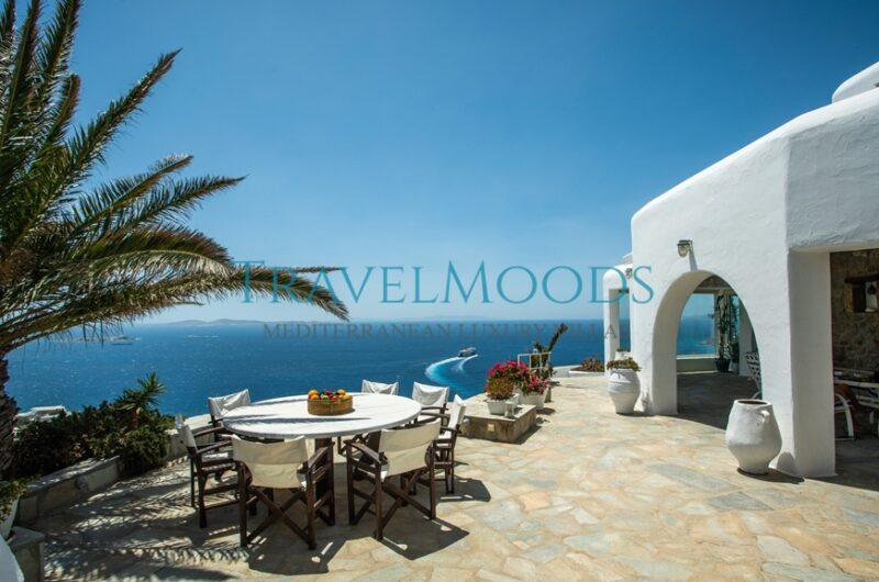 wHITE AND gREY mYKONOS (10)