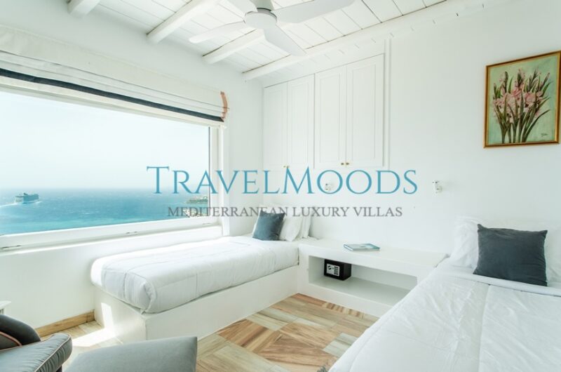 wHITE AND gREY mYKONOS (16)