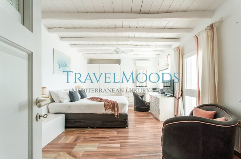 wHITE AND gREY mYKONOS (18)