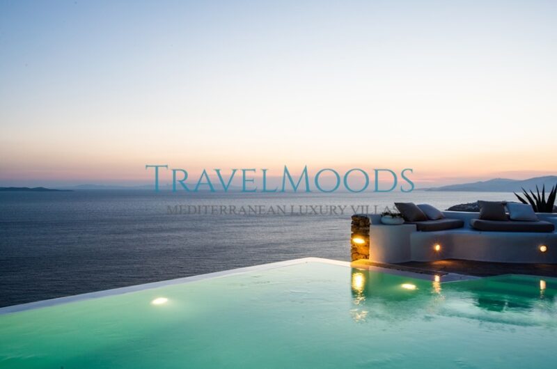 wHITE AND gREY mYKONOS (2)