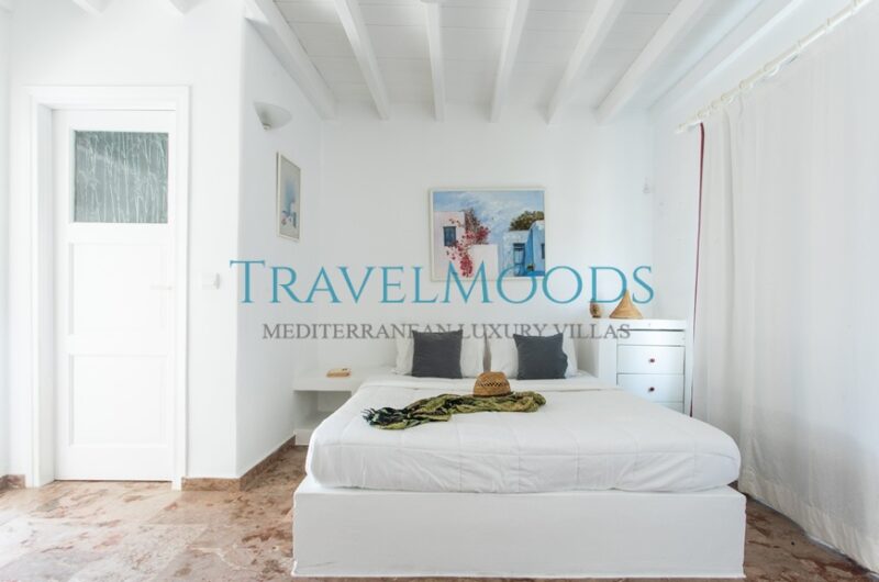 wHITE AND gREY mYKONOS (31)
