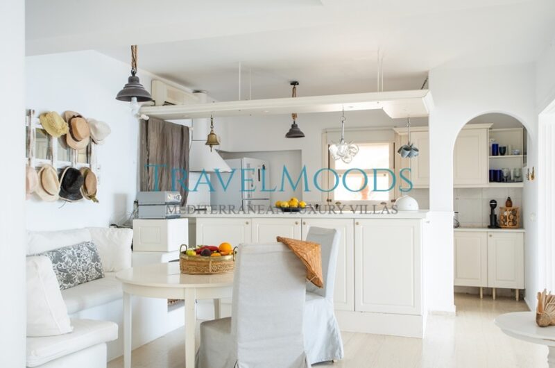 wHITE AND gREY mYKONOS (36)
