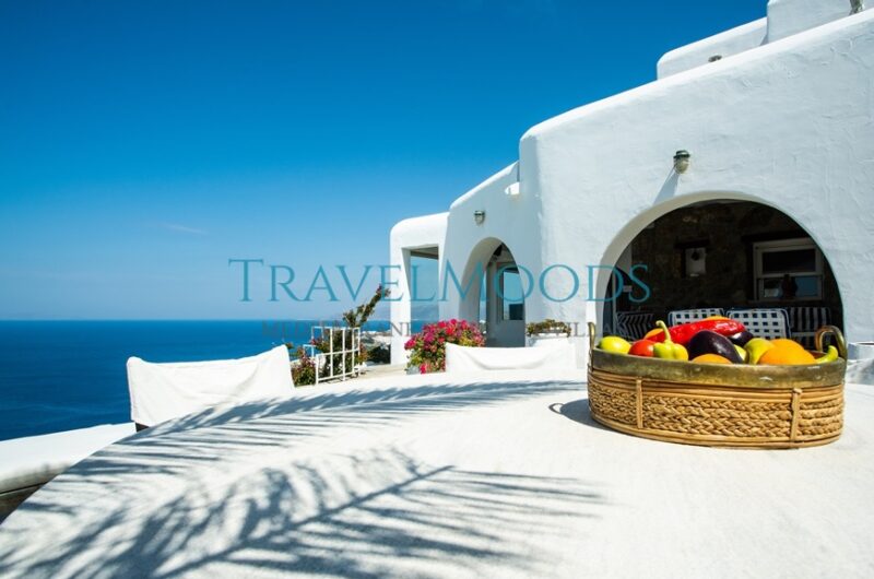 wHITE AND gREY mYKONOS (46)